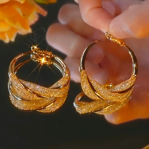 Fashionable And Elegant Golden Hollow Earrings For Women