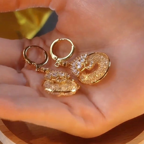 Stylish Golden Diamond Pendant Earrings For Women Accessories