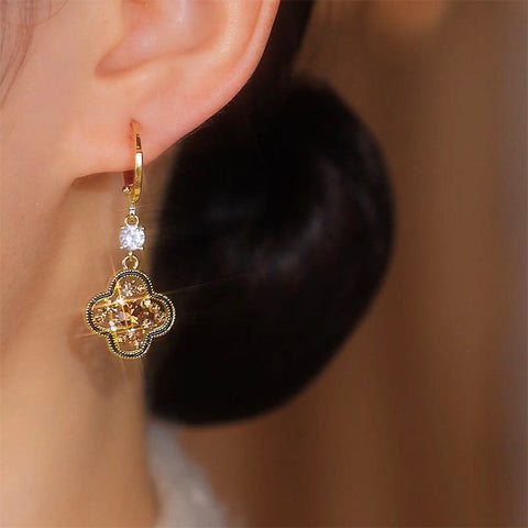 Light Luxury Coffee-Colored Zircon Four-Leaf Flower Earrings