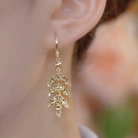 Boucles d'oreilles à pampilles en forme de feuille marron et diamant super brillant
