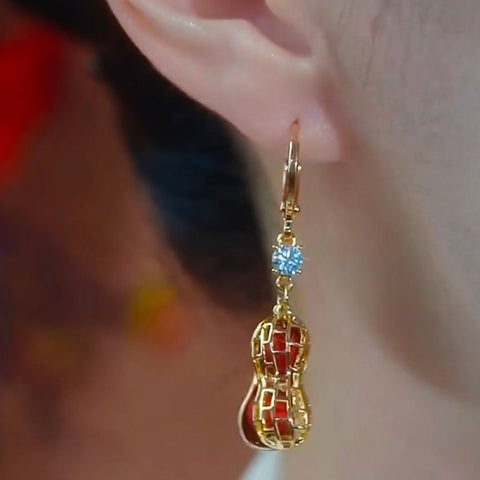 Boucles d'oreilles en perles rouges et cacahuètes
