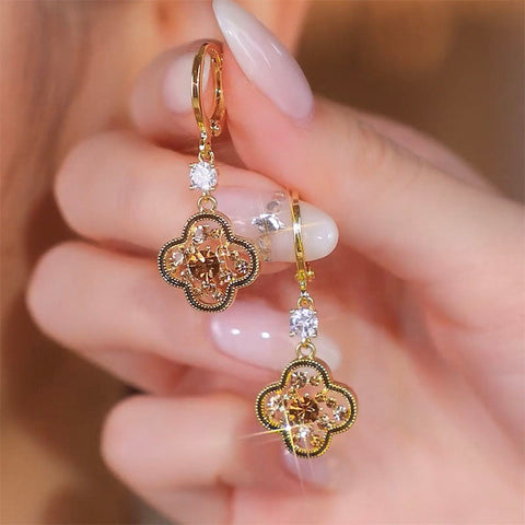 Light Luxury Coffee-Colored Zircon Four-Leaf Flower Earrings