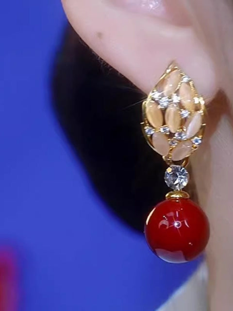 Red Bead Cat's Eye Pendant Earrings Women's Accessories