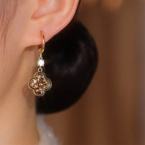 Light Luxury Coffee-Colored Zircon Four-Leaf Flower Earrings