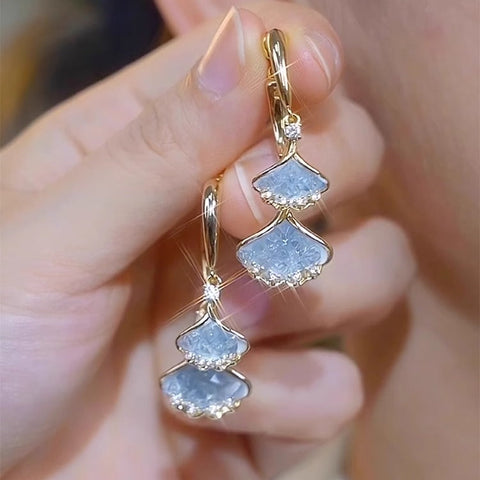 Elegant And Fashionable Ginkgo Leaf Earrings For Women