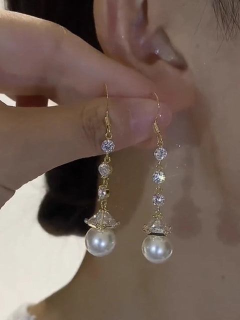 Boutique Hook Pearl Micro Diamond Earrings