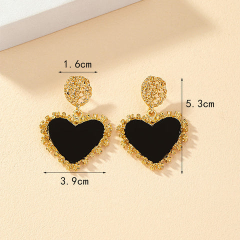 Fashionable And Light Luxury Temperament Simple Heart-Shaped Earrings Elegant Accessories