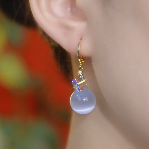 Fashionable and Versatile Exquisite Design Cat's Eye Earrings for Women