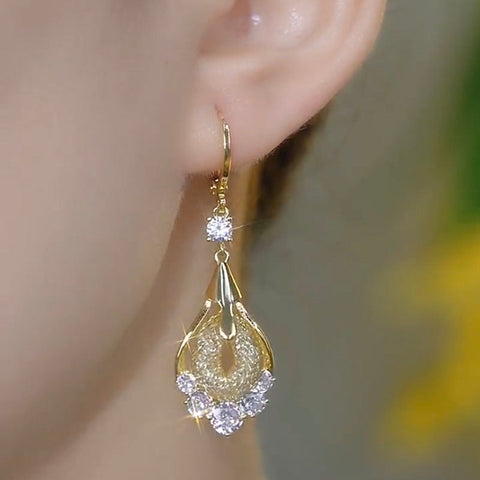 Design Gold Wire Mesh Water Drop Diamond Earrings