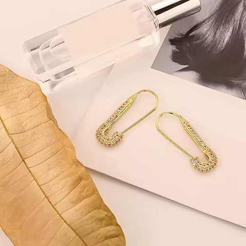 Boucles d'oreilles Épingle Rebelle - Shayning™ 🟣✨